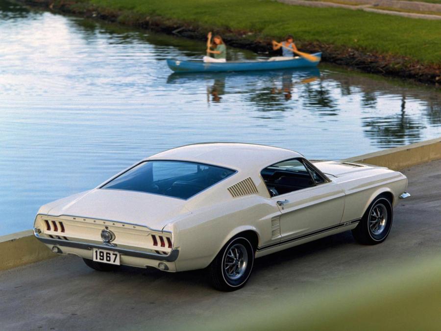  Ford Mustang GT Fastback 1967 года  (фото 5 из 11)